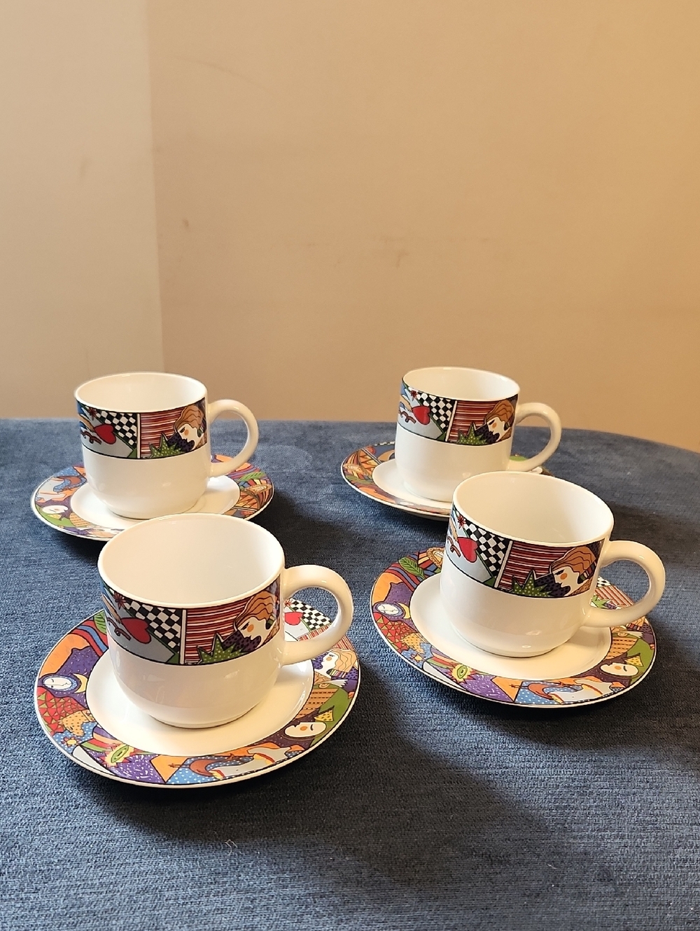 Vintage 90's Vitromaster Art Porcelain Tea  Cup & Saucer Set (4) - Multicolor